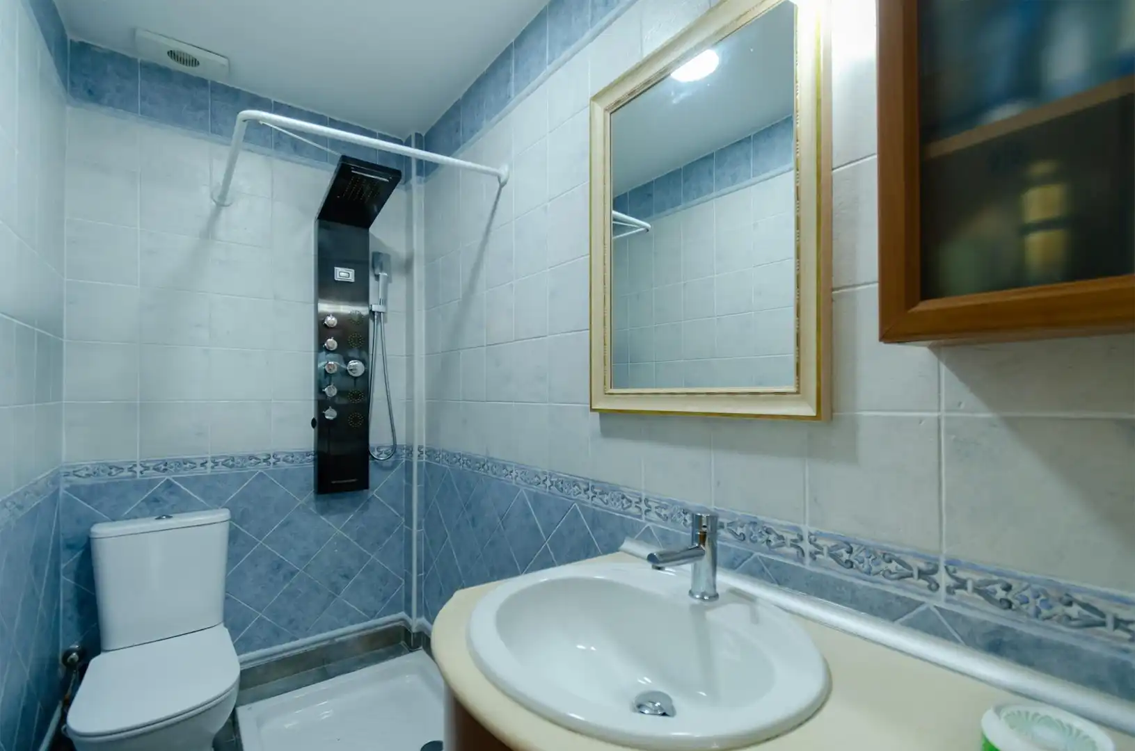 Casa adosada en venta en Cartagena, Murcia