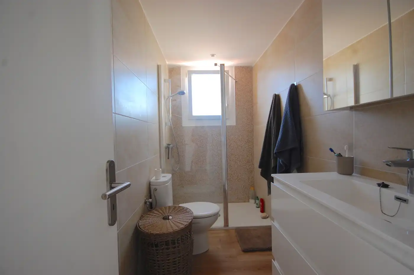 Baño de Apartamento en venta en L'Escala con Aire acondicionado, Calefacción y Terraza