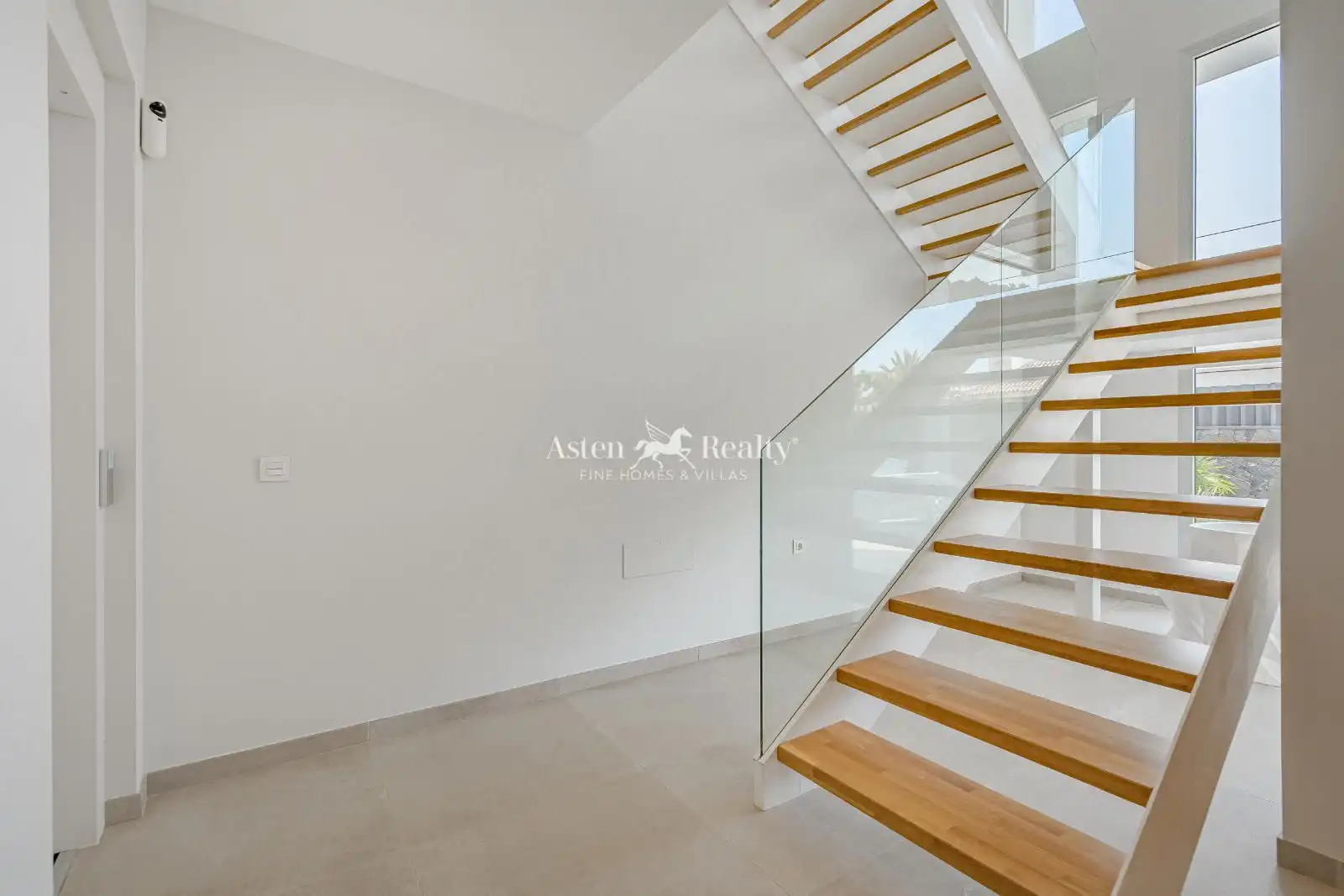 Houses for sale in Adeje  with Air Conditioner, Terrace and Swimming Pool