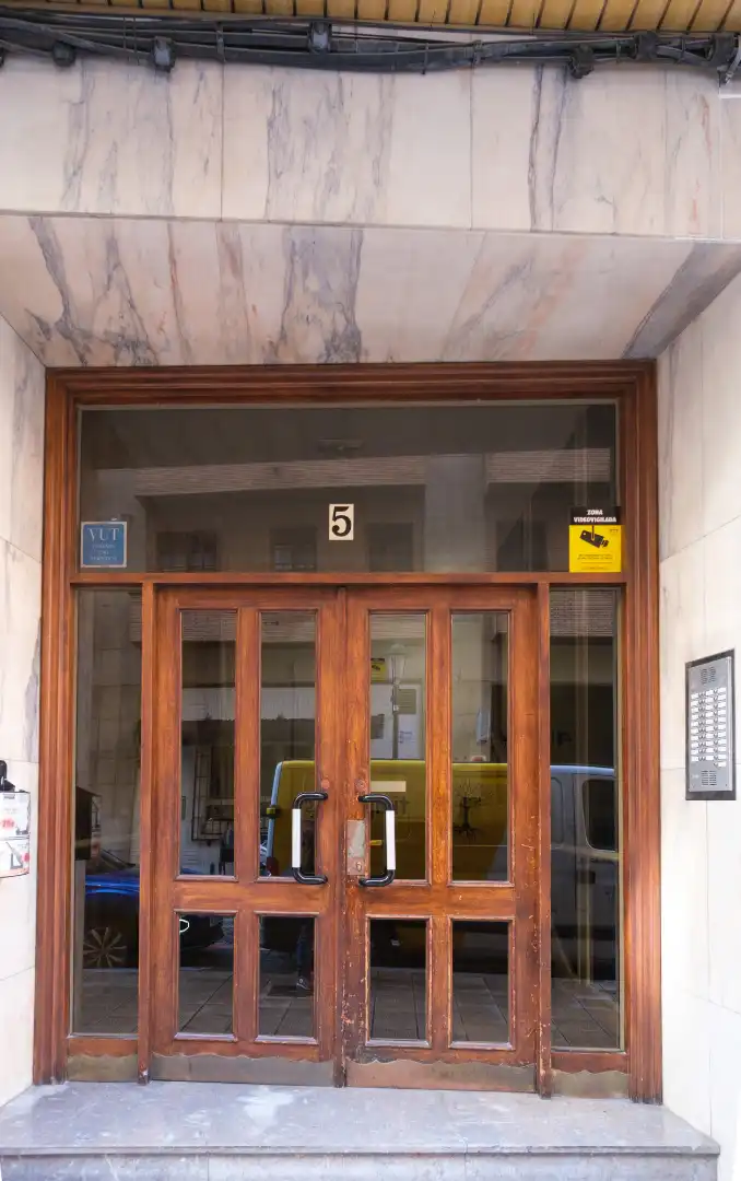 Piso de alquiler en Calle de Telesforo Peromarta, Plaza de Toros