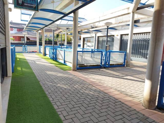 Local comercial en Alquiler en El Esparragal