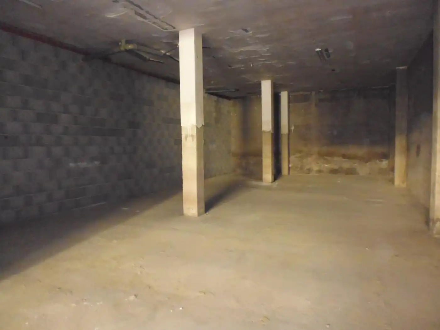 Business premises for sale in Calle JOSEP TODOLI CUCARELLA, La Ribera Alta - Alzira, imagen 2
