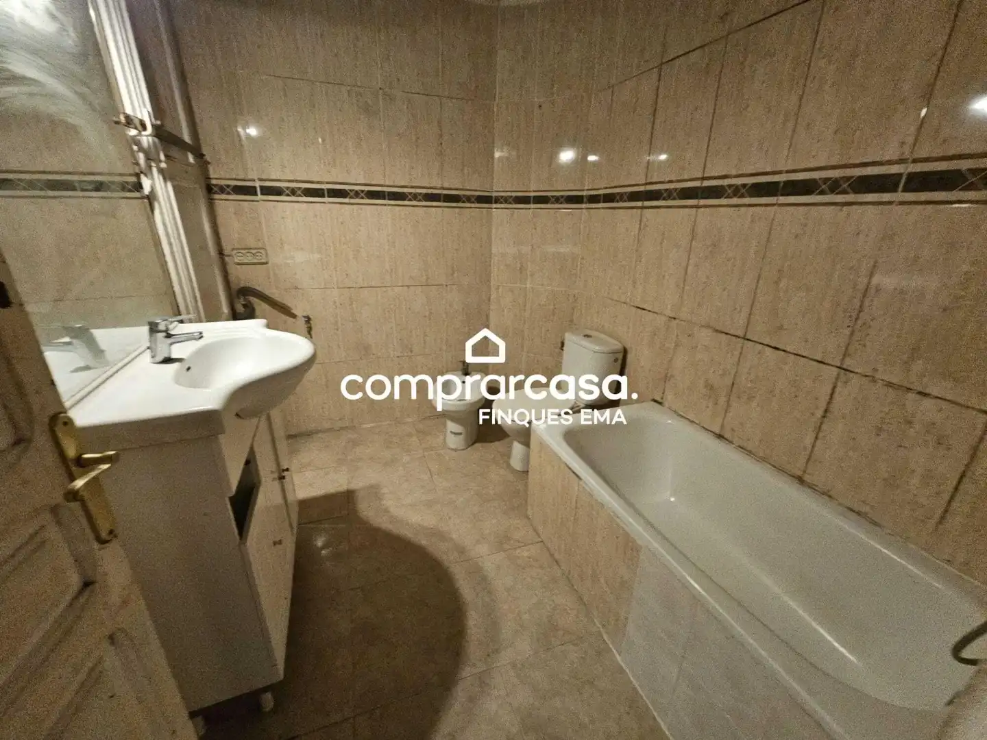 Baño de Piso en venta en Barcelona con Balcón