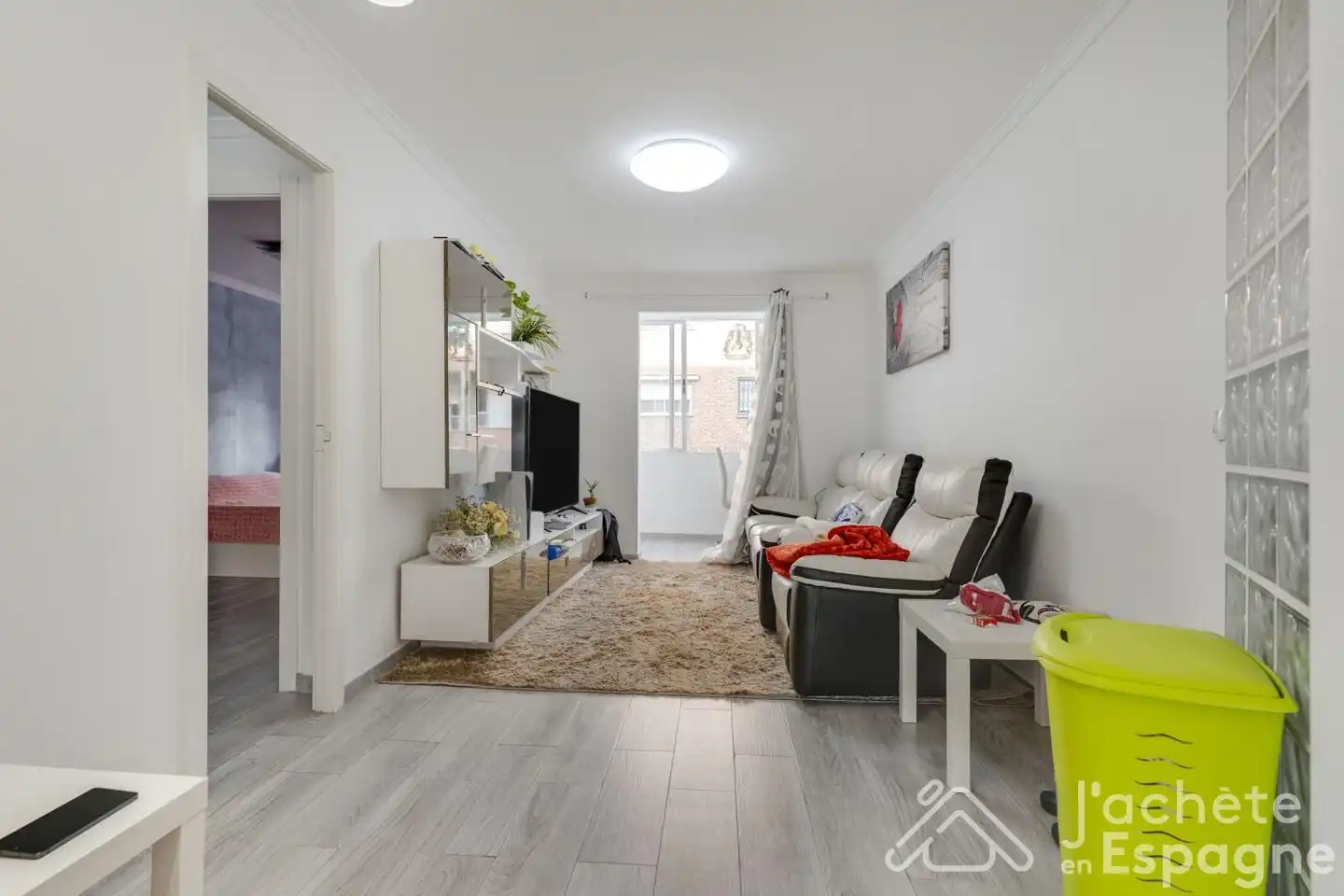 Living room of Flat for sale in Valencia  with Furnished and Balcony