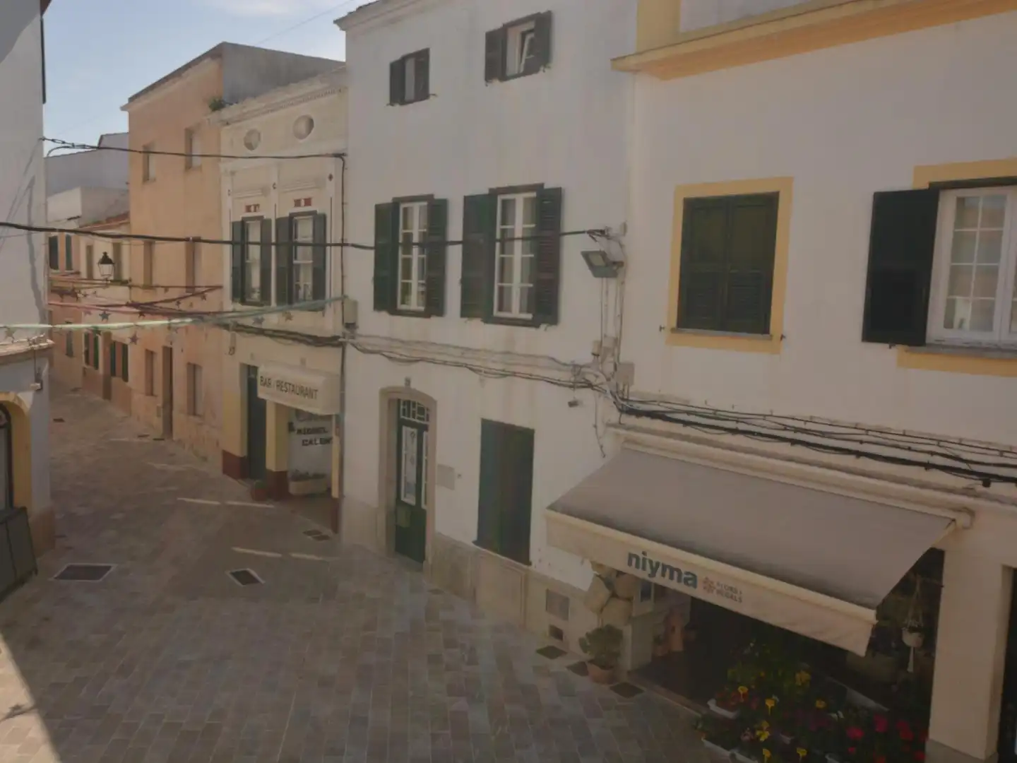 Vista exterior de Local en venda en Es Migjorn Gran amb Moblat