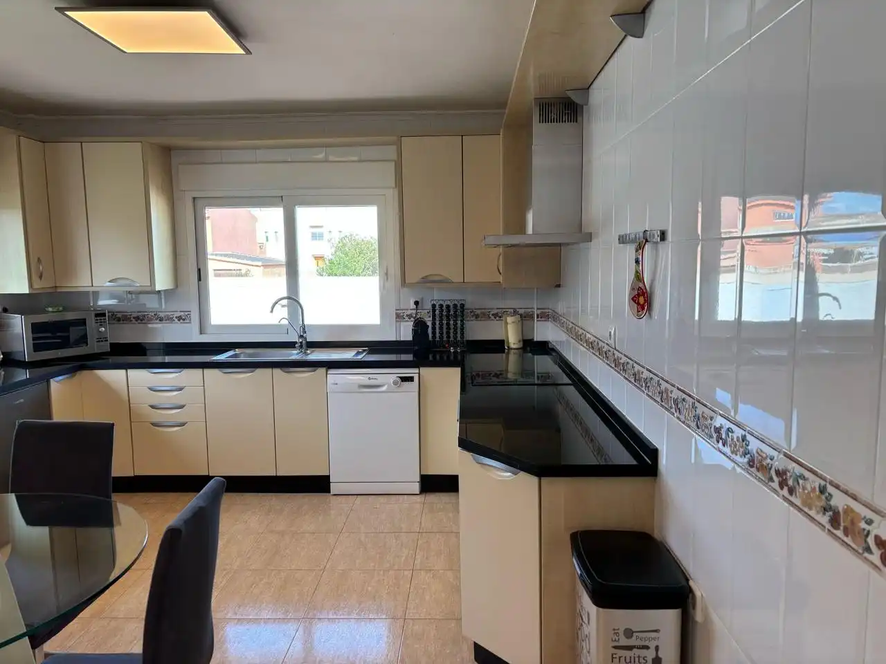 Cocina de Casa o chalet en venta en La Manga del Mar Menor con Aire acondicionado, Calefacción y Jardín privado