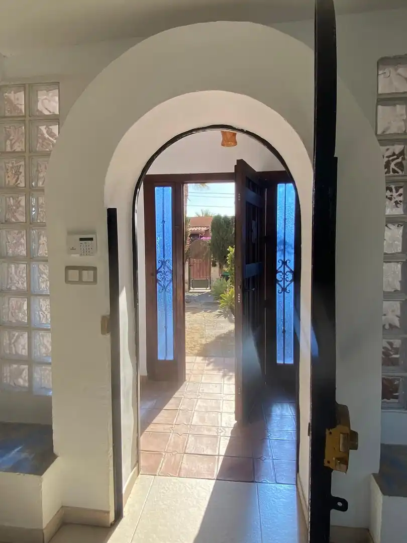 Casa o xalet en venda a Pueblo Español - Coveta Fumá