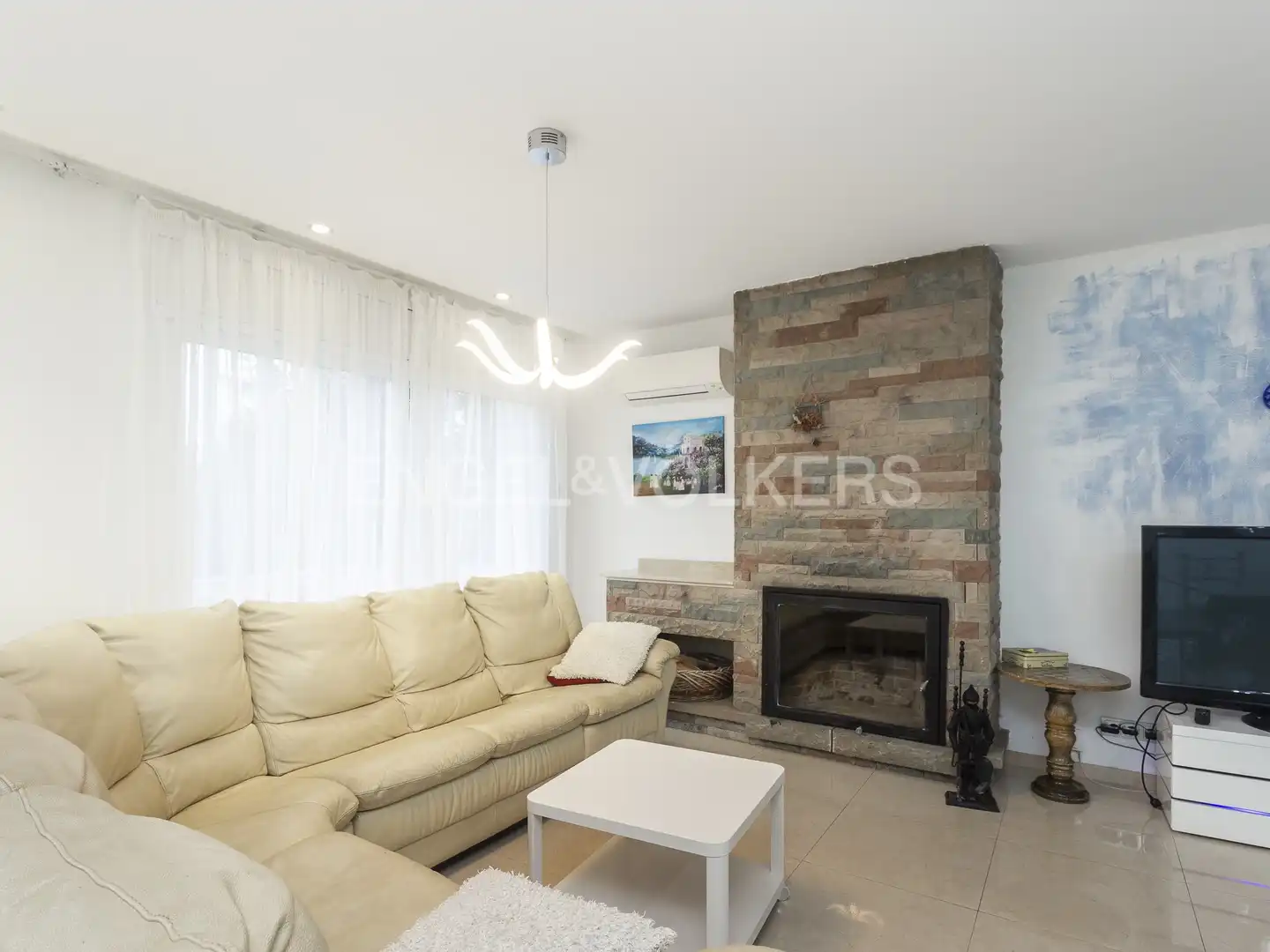 Living room of Houses for rent in Castelldefels  with Air Conditioner, Heating and Private garden