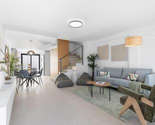 Sala d'estar de Casa adosada en venda en Rafal amb Aire condicionat, Jardí privat i Terrassa