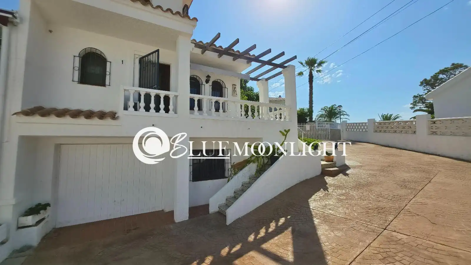 Vista exterior de Casa adosada en venta en Peñíscola / Peníscola con Calefacción, Jardín privado y Terraza