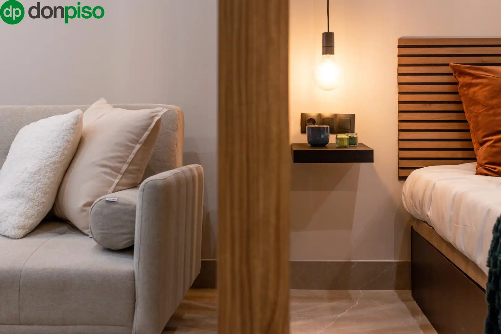 Living room of Study for sale in Granada  with Air Conditioner, Heating and Furnished