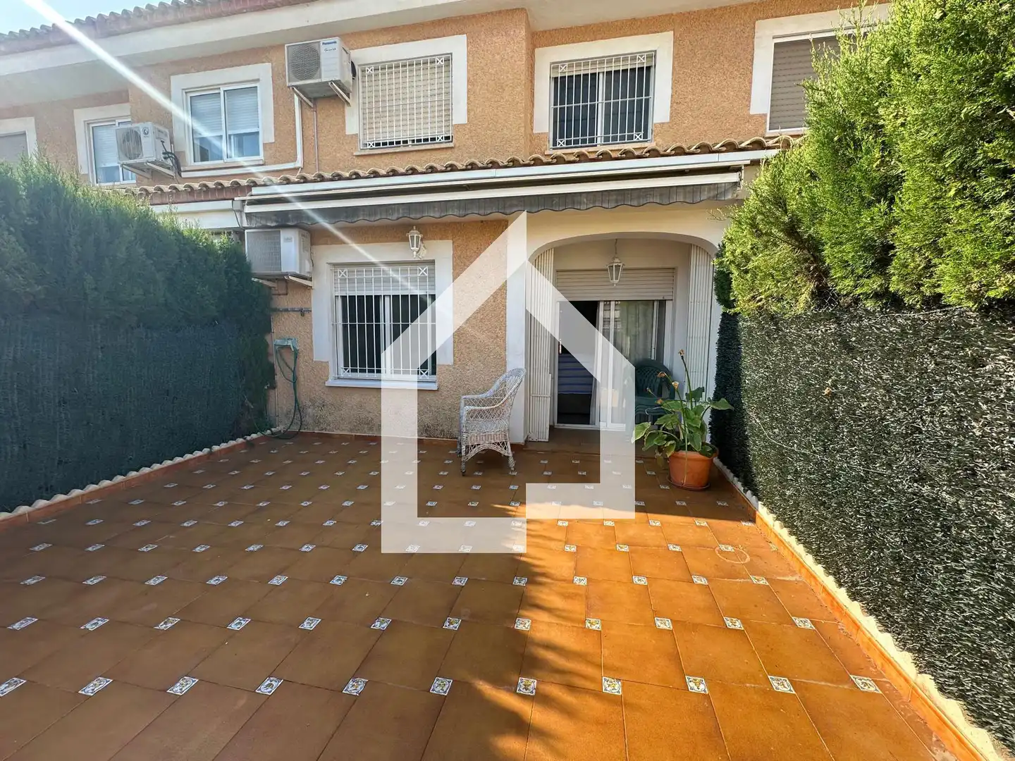 Garten von Einfamilien-Reihenhaus zur Miete in San Vicente del Raspeig / Sant Vicent del Raspeig mit Klimaanlage, Terrasse und Möbliert