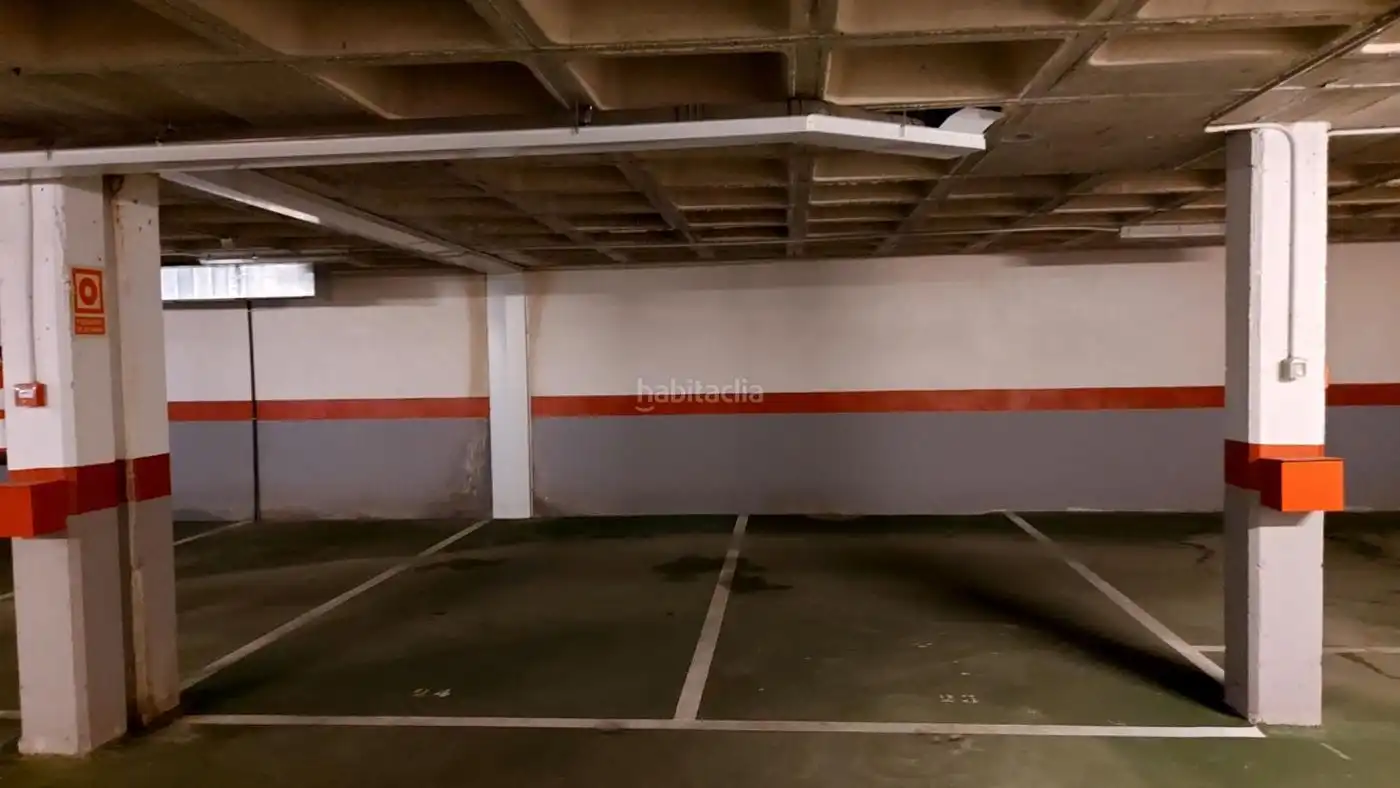 Einzelparkplatz zum Verkauf in Paseo Fuente 2, imagen 4