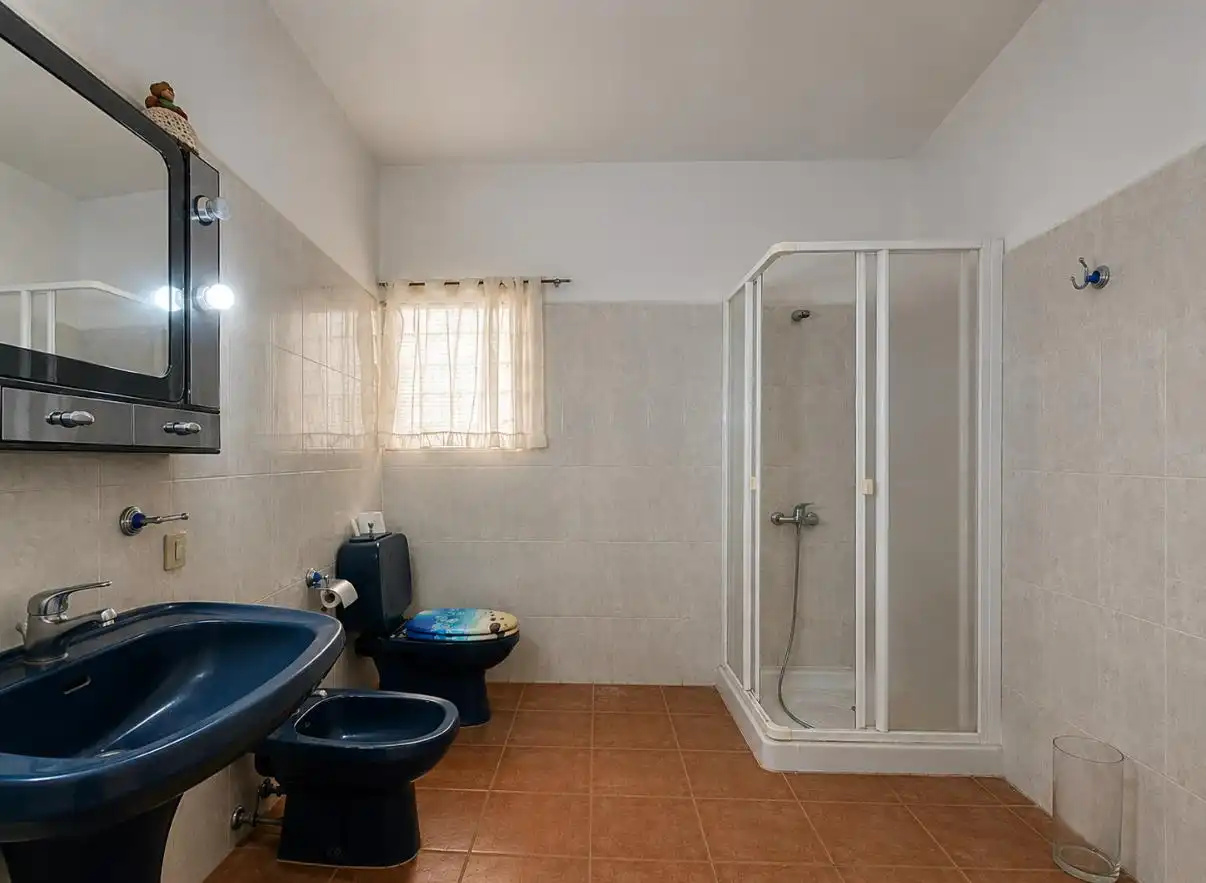 Bathroom of Flat for sale in Santa Cruz de Tenerife  with Balcony