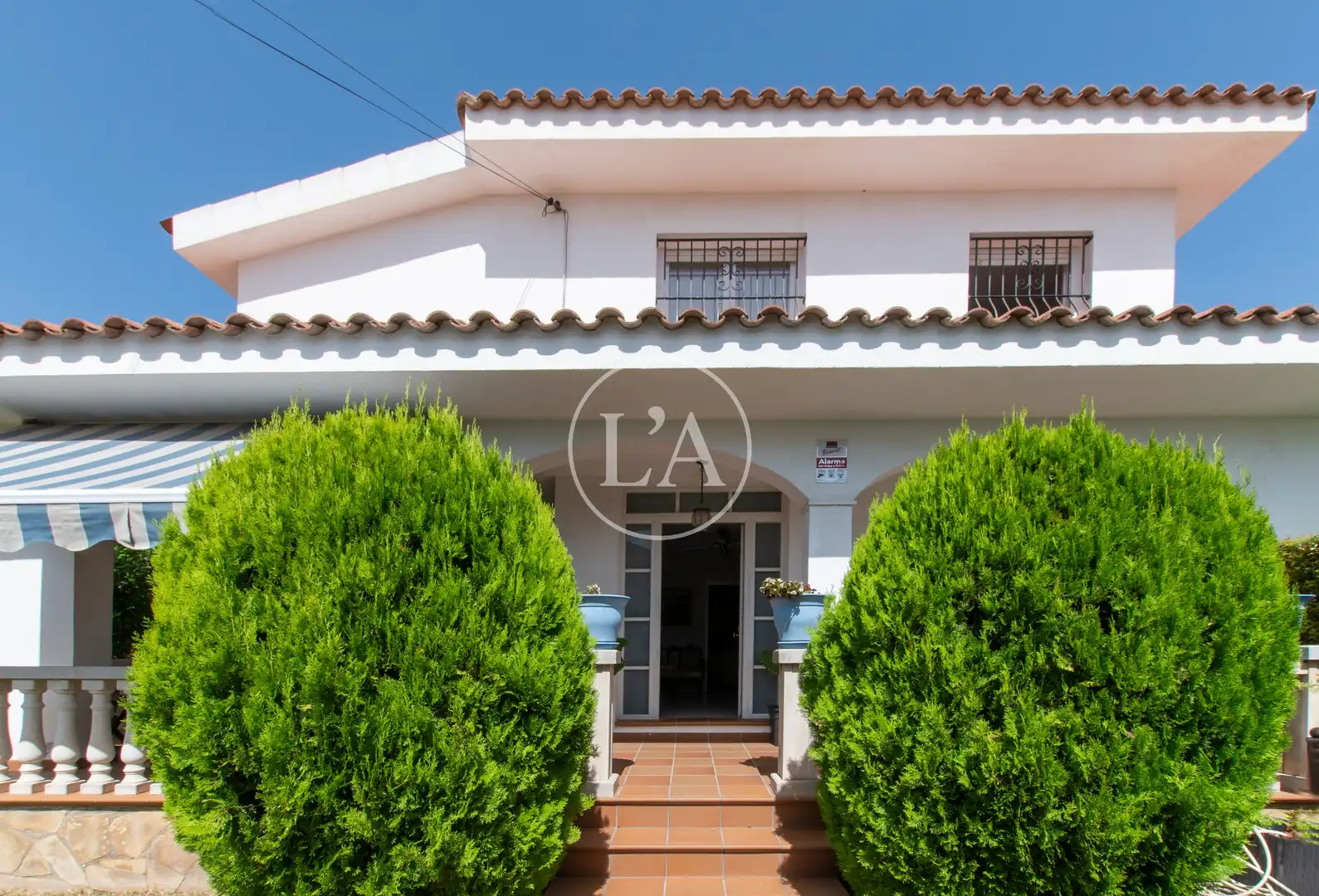 Detached house with pool for sale in Carrer Cèsar Martinell, imagen 3