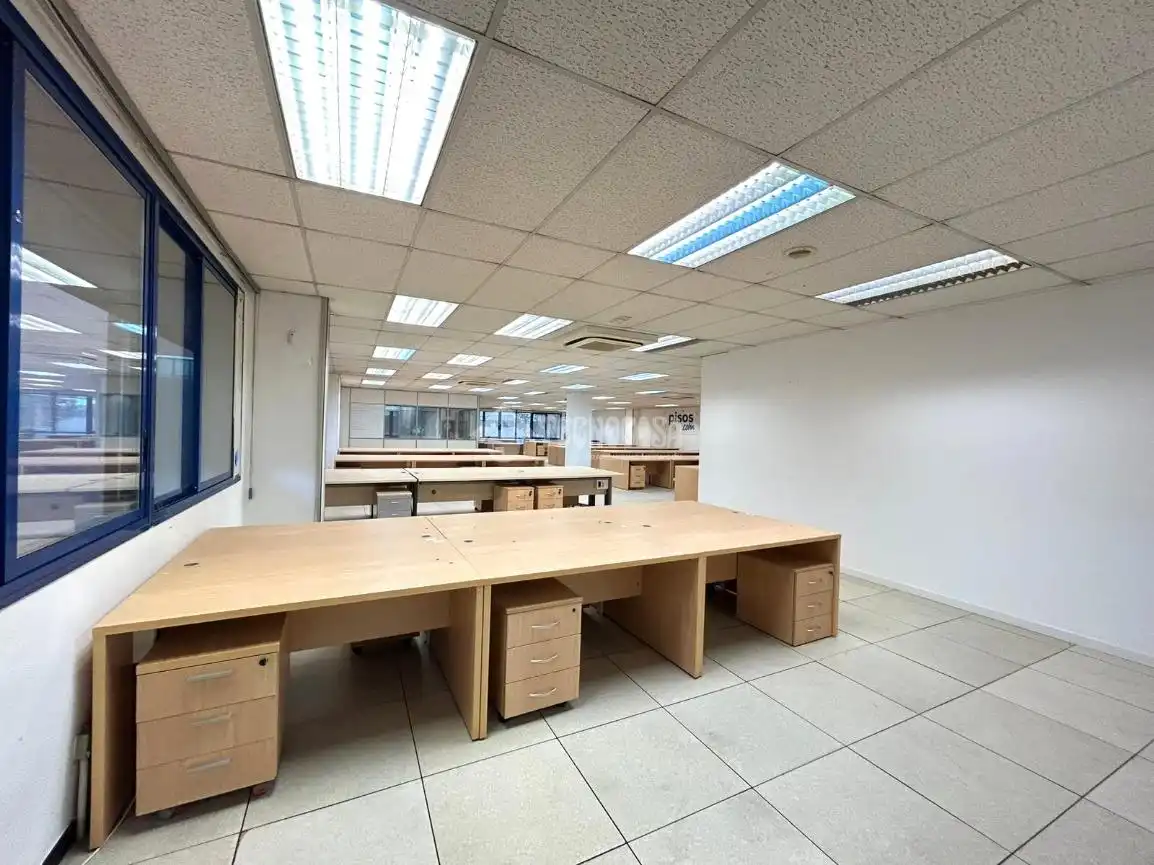 Local comercial en venda a San Blas, imagen 13