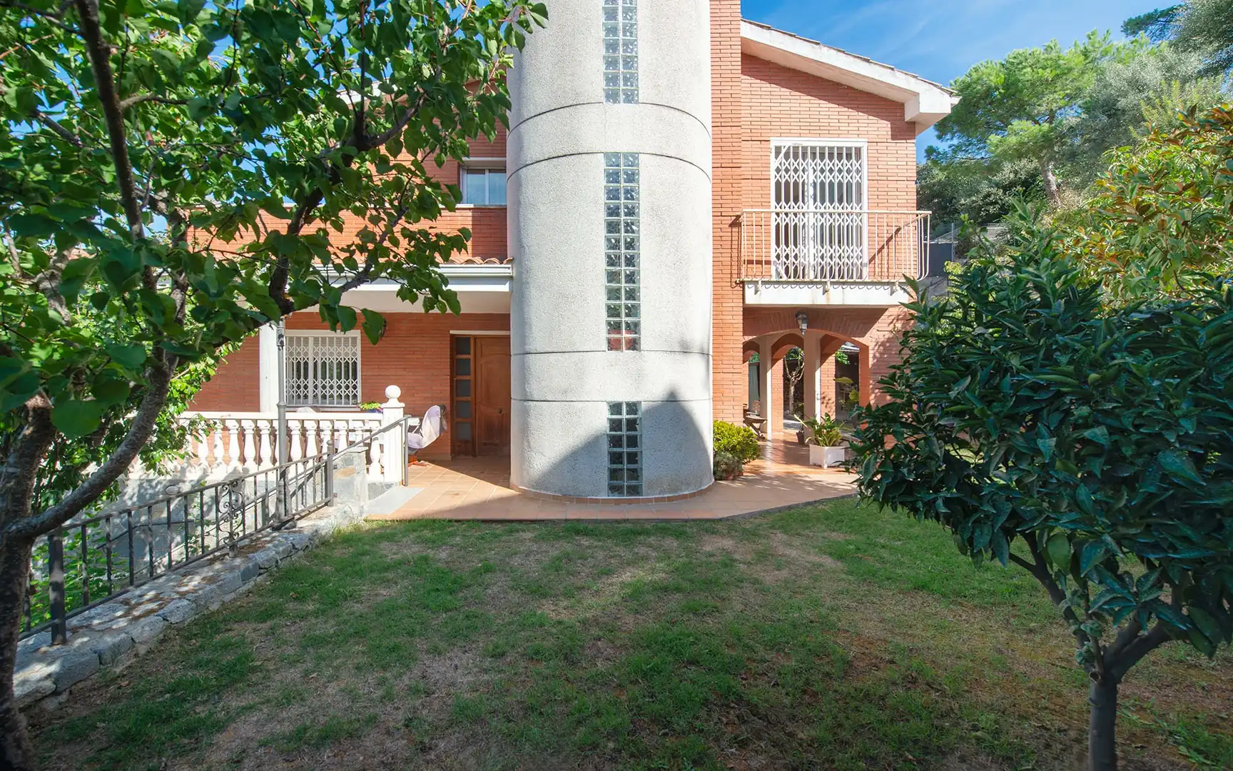 Vista exterior de Casa o chalet en venta en Sant Fost de Campsentelles, Barcelona