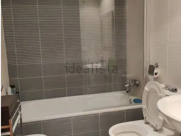 Baño de Piso de alquiler en Zona Universitaria 