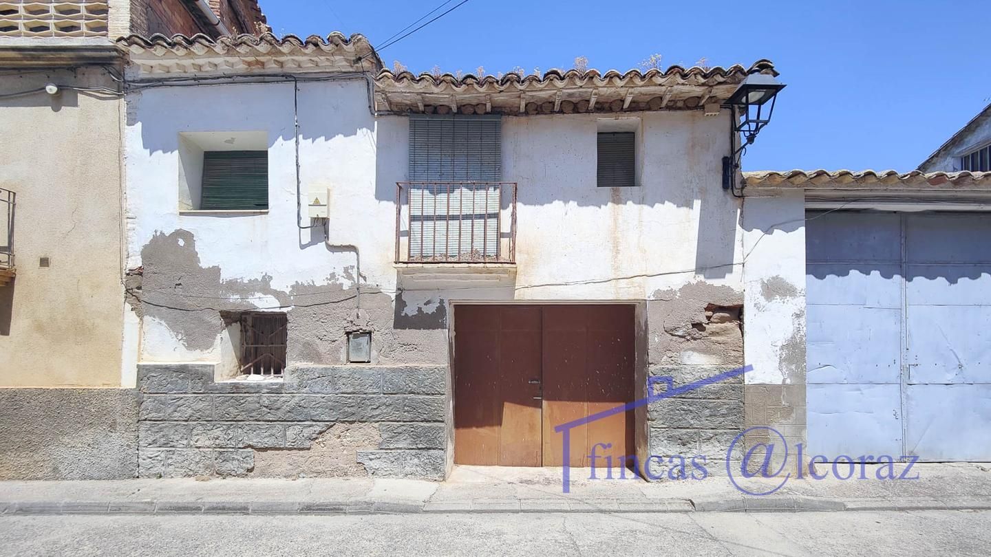 Außenansicht von Country house zum verkauf in Lascellas-Ponzano