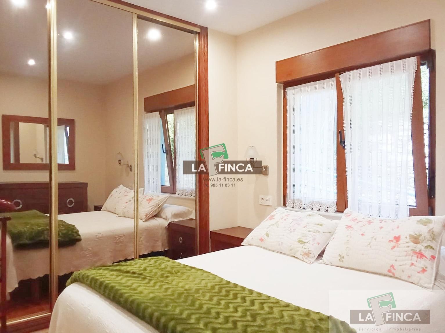 Bedroom of Flat for sale in Cudillero  with Heating