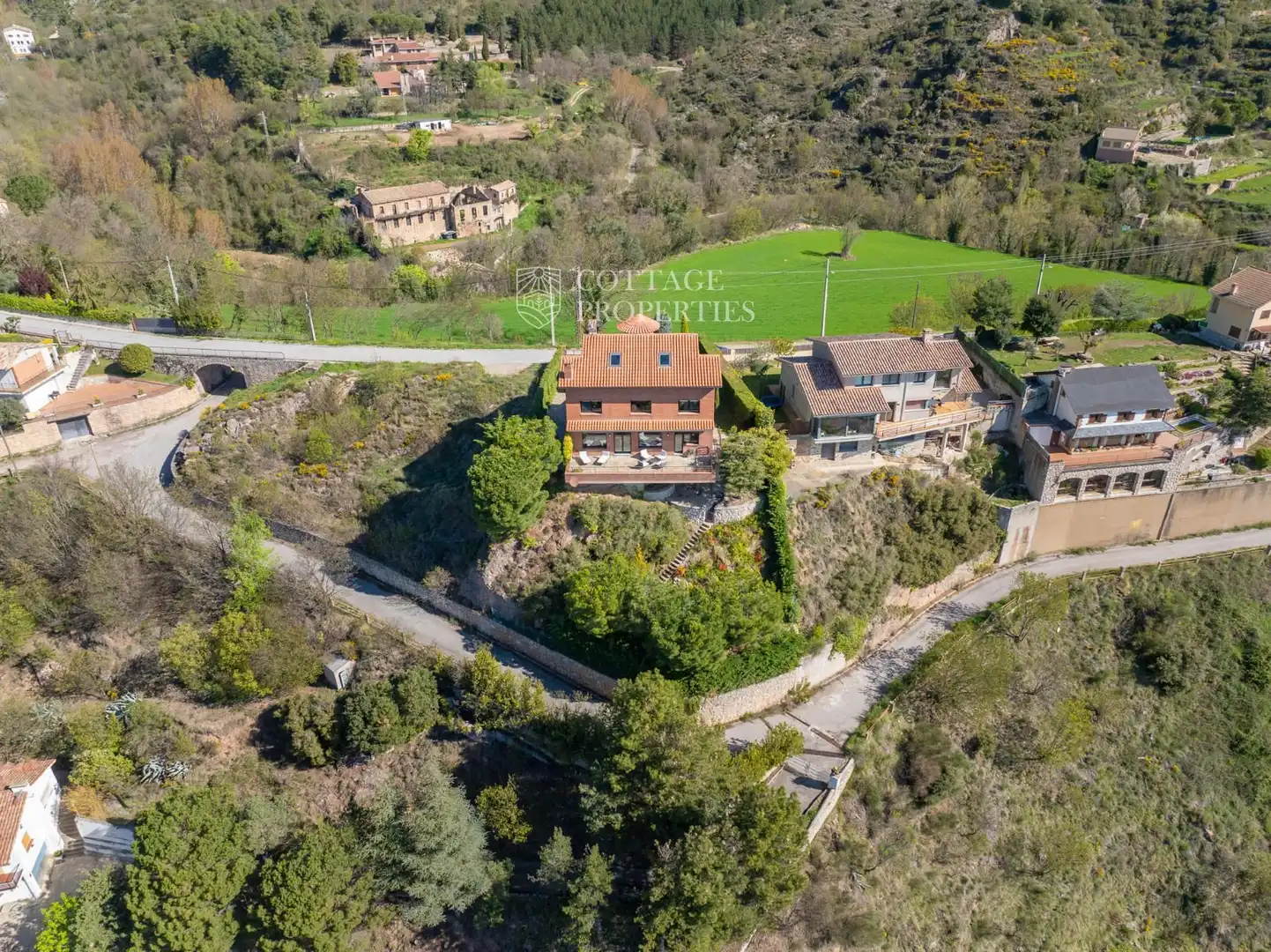 Exterior view of Houses for sale in Berga  with Heating and Terrace