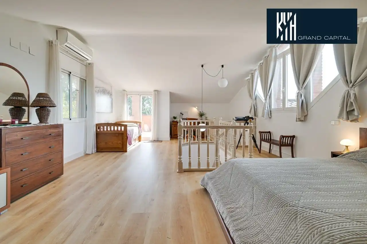 Casa con piscina in vendita a Carrer Carrer Montserrat, imagen 51
