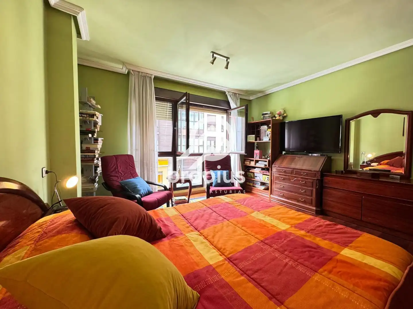 Schlafzimmer von Maisonette zum Verkauf in Llanes mit Heizung und Möbliert
