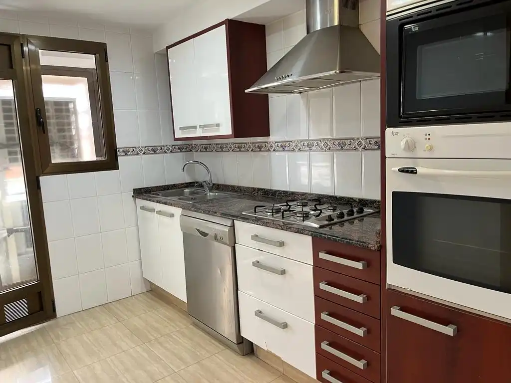 Küche von Maisonette zum Verkauf in Benicalap