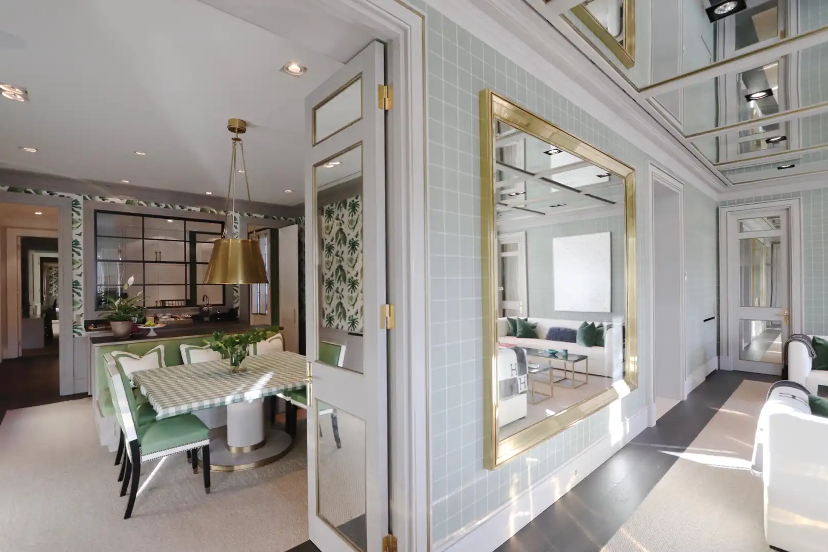 Dining room of Flat for sale in Madrid  with Air Conditioner, Heating and Storage room