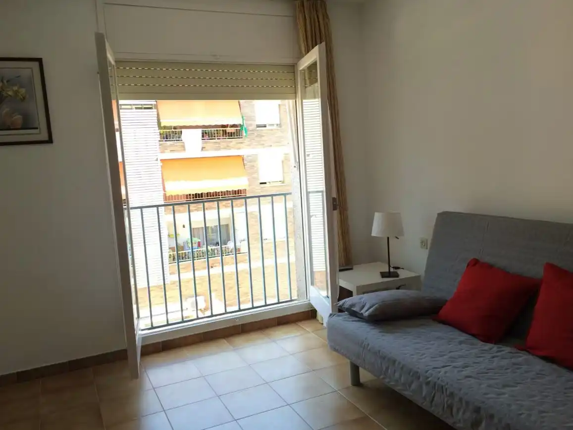Dormitori de Estudi de lloguer en Lloret de Mar amb Aire condicionat i Balcó