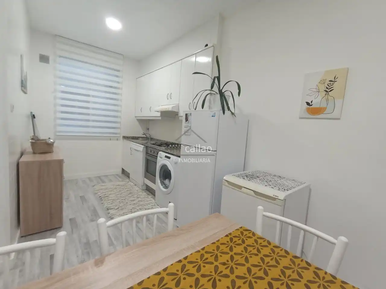Kitchen of Apartments for rent in Ferrol  with Heating and Furnished