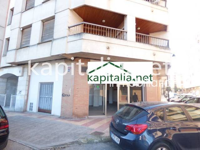 Local comercial en Alquiler en Centro