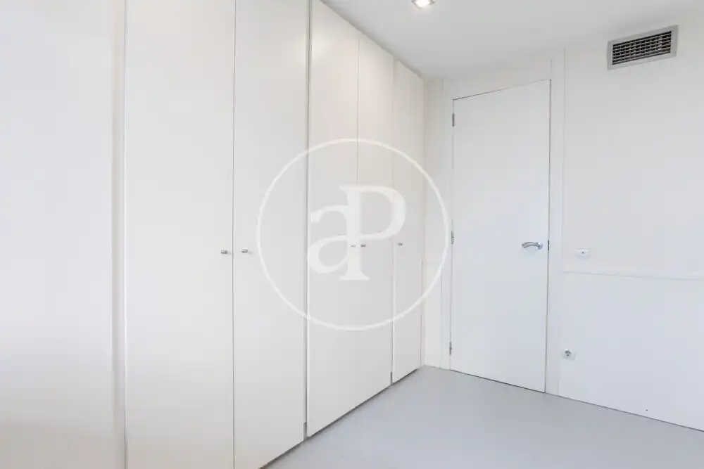 Schlafzimmer von Wohnung zur Miete in Valencia mit Klimaanlage, Heizung und Abstellraum