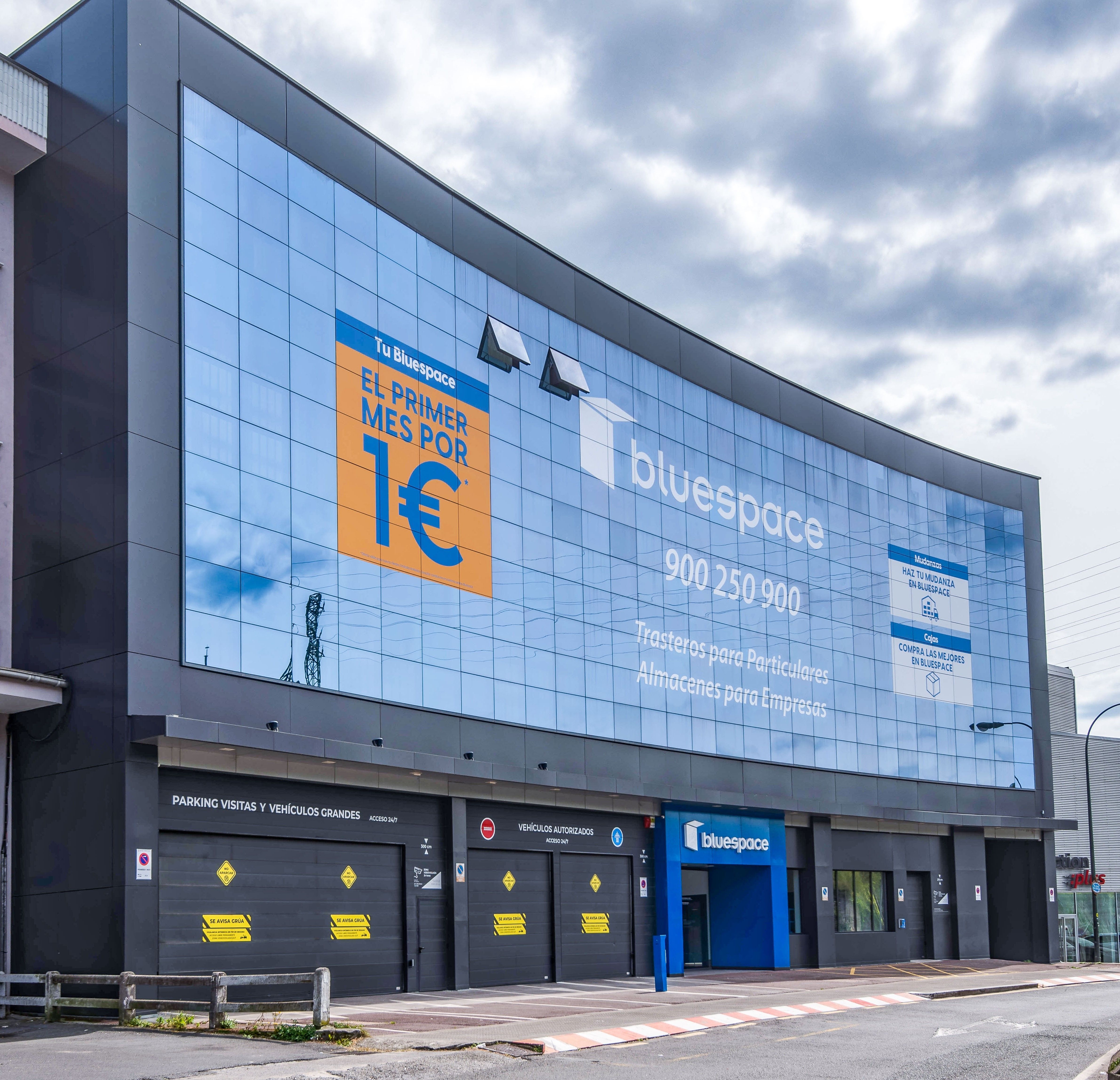 Storage room for rent in A-8, 28, Bolueta