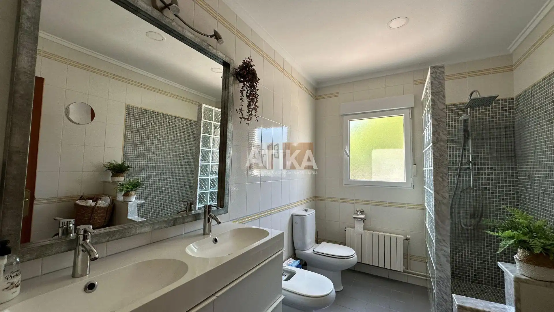 Baño de Casa o chalet en venta en Ontinyent con Aire acondicionado, Calefacción y Jardín privado