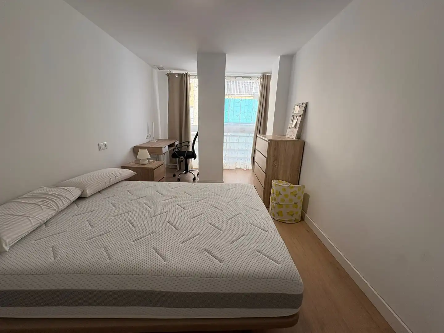 Habitación de Piso de alquiler en San Vicente del Raspeig / Sant Vicent del Raspeig con Aire acondicionado, Calefacción y Amueblado
