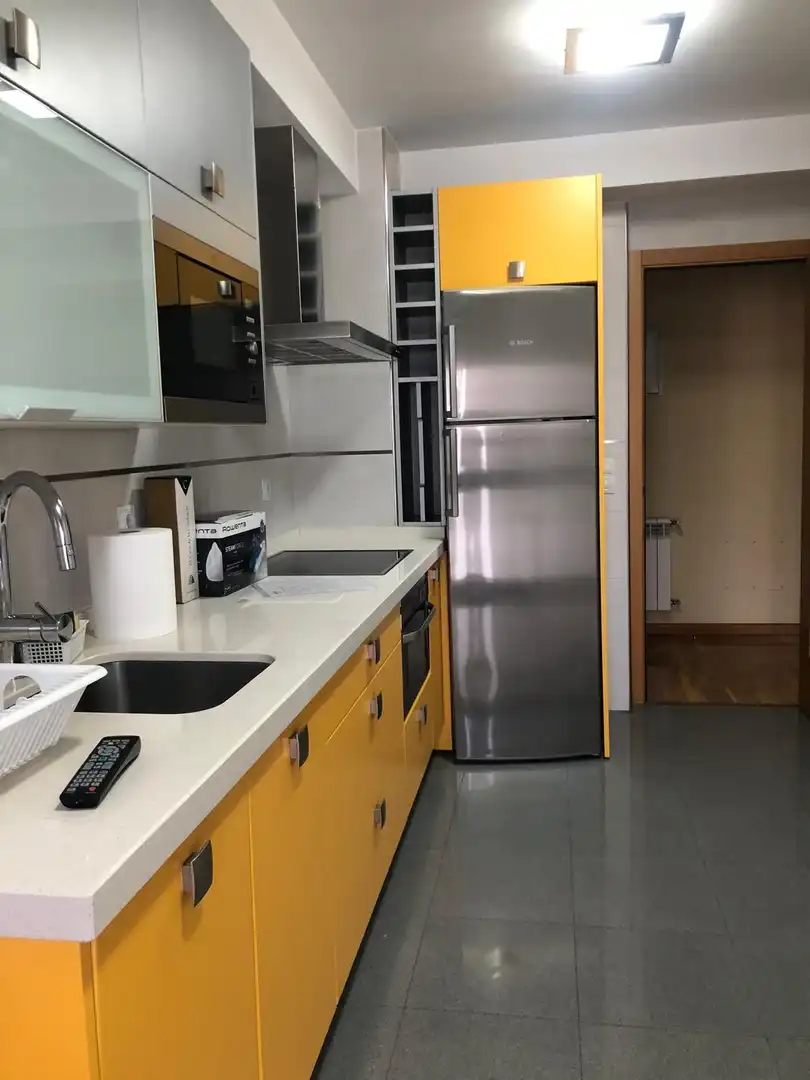 Cocina de Piso en venta en Ponferrada con Calefacción y Trastero