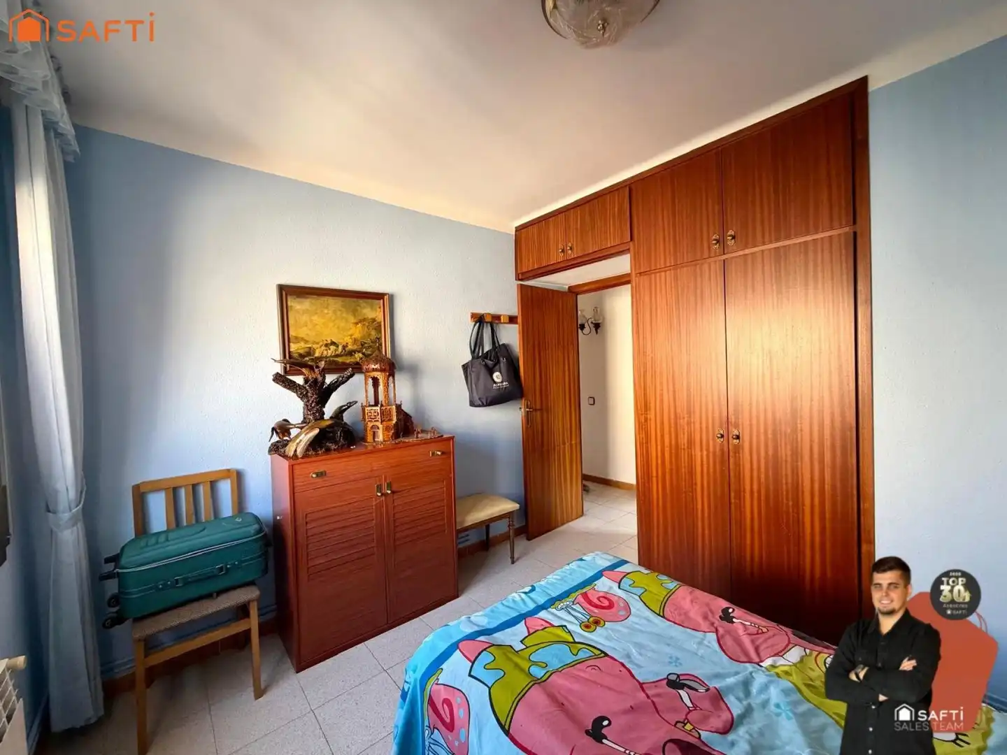 Habitación de Casa o chalet en venta en Pineda de Mar con Terraza y Balcón
