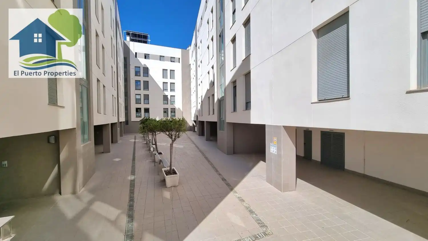 Vista exterior de Piso de alquiler en El Puerto de Santa María con Aire acondicionado, Calefacción y Amueblado