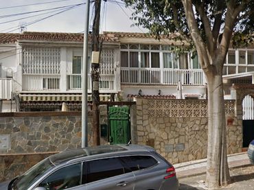 Apartment with balcony for sale in Avenida Salvador Vicente 55