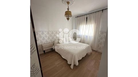 ACOGEDOR PISO AL LADO DEL AMBULATORIO POR UN BUEN PRECIO