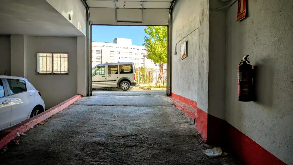 Individual for sale in Calle de Pando