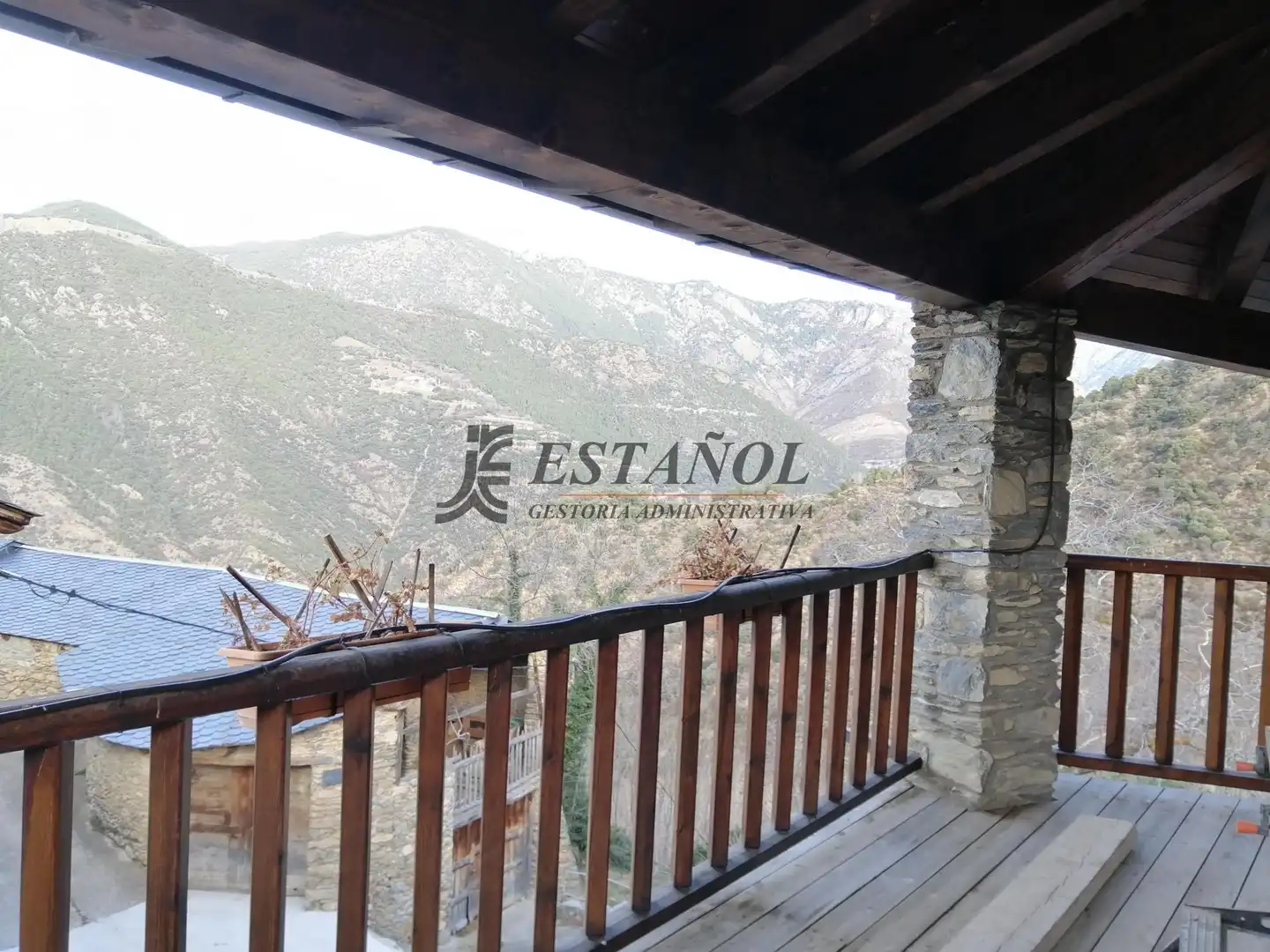 Terrassa de Finca rústica en venda en Les Valls de Valira amb Calefacció