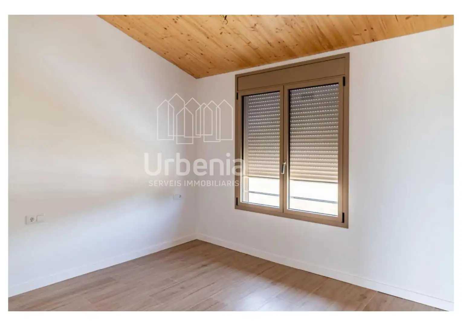 House with garden for sale in Poble, imagen 16