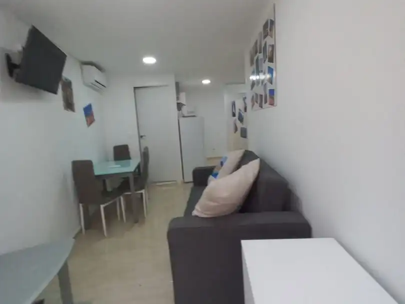 Estudi amb ascensor de lloguer a calle bazan 20