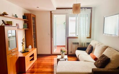 Living room of Apartment for sale in Vigo   with Heating, Storage room and Furnished