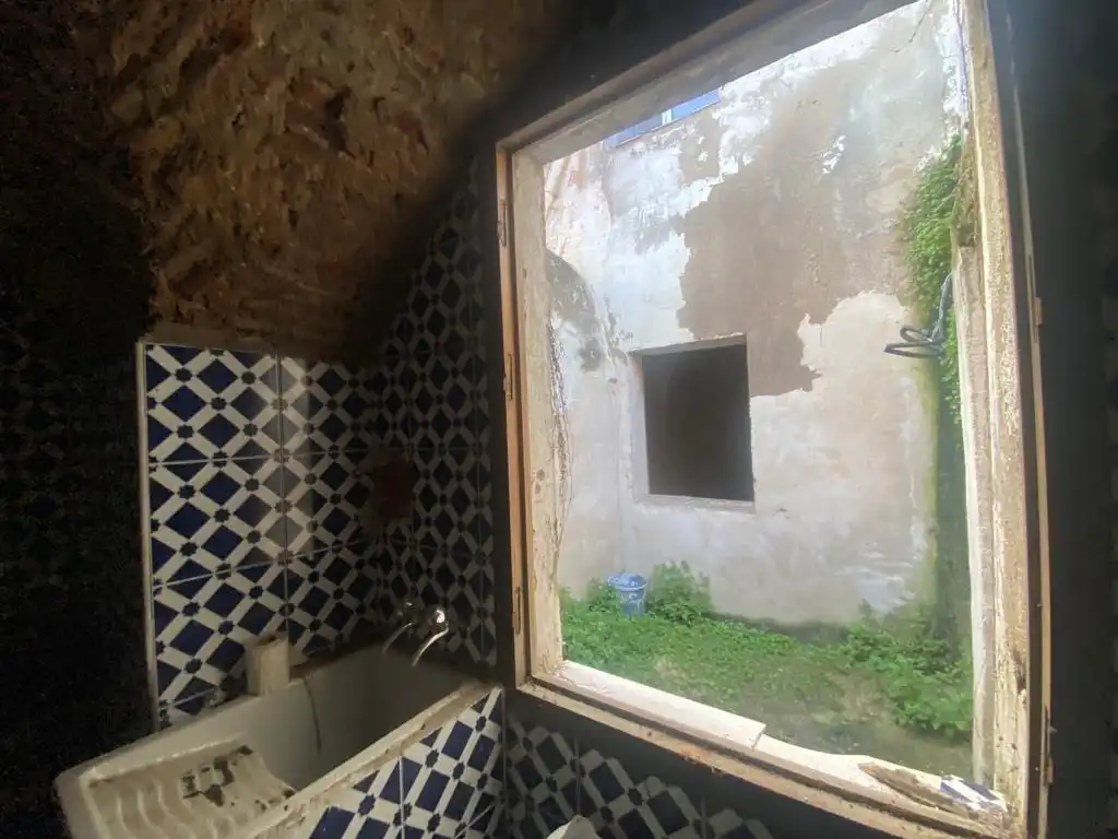 Bathroom of Commercial properties for rent in Cáceres