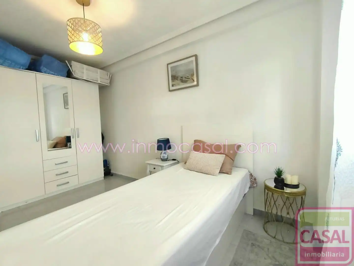 Habitación de Piso en venta en Avilés