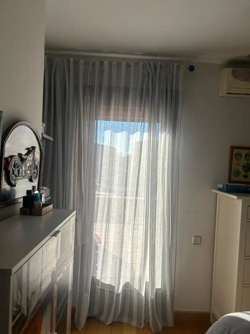 Habitación de Casa o chalet en venta en Azuqueca de Henares con Aire acondicionado, Calefacción y Jardín privado