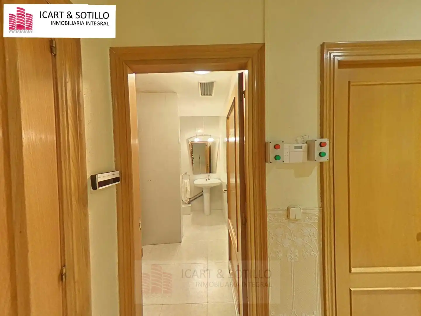 Baño de Oficina en venta en Vinaròs con Aire acondicionado
